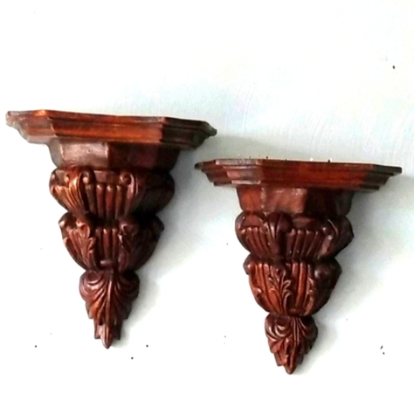Handcarved shelves - Picture 1 of 16